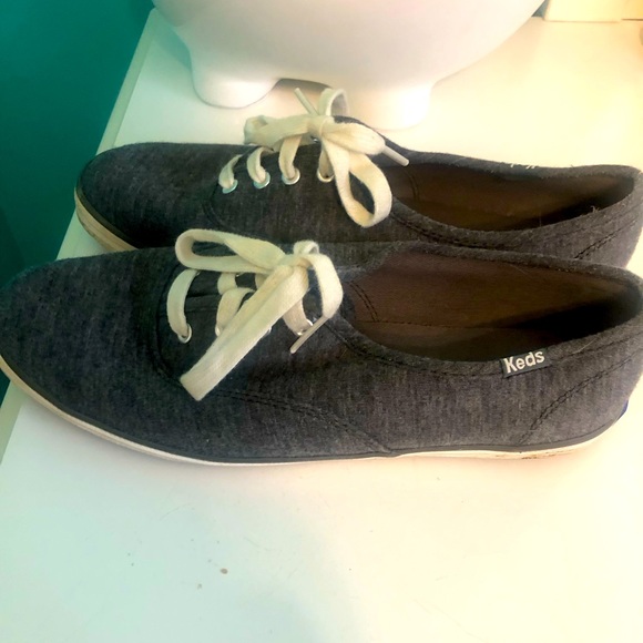 Keds runners - Picture 2 of 5